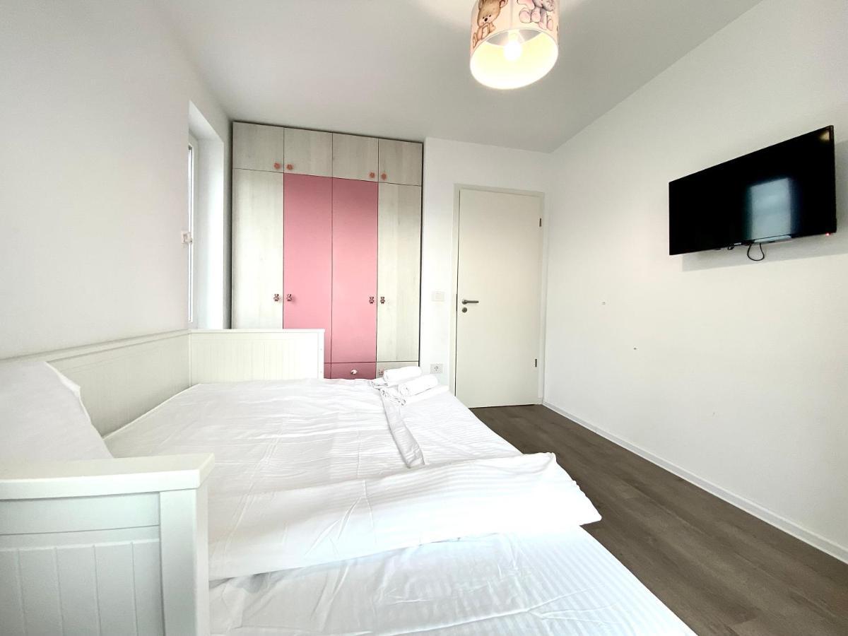 Astoria Apartment - Pet Friendly Braşov Exterior foto