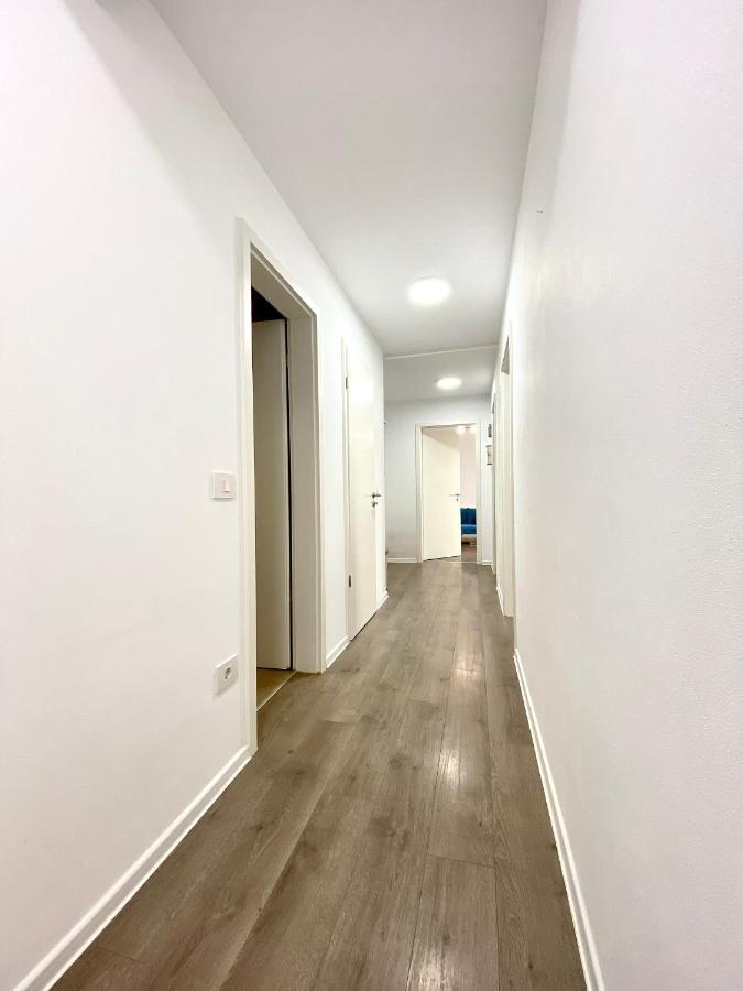 Astoria Apartment - Pet Friendly Braşov Exterior foto