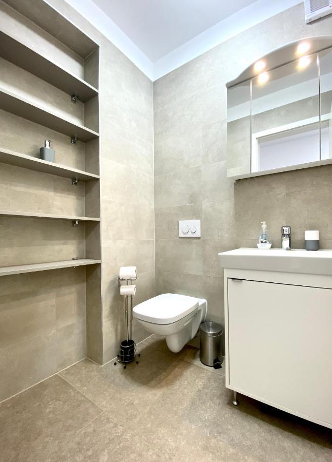 Astoria Apartment - Pet Friendly Braşov Exterior foto